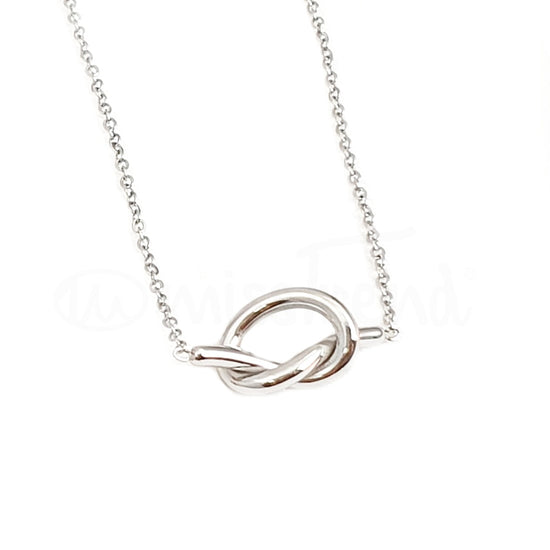 Colar Knot em aço  prateado