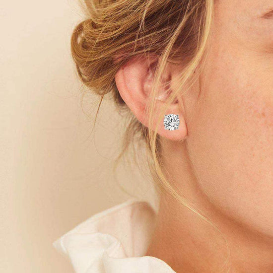 Brinco Cubic com Zircônia Prateado - Vários Tamanhos