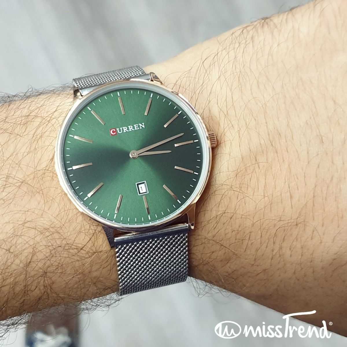 Relogio Curren M steel masculino verde prata