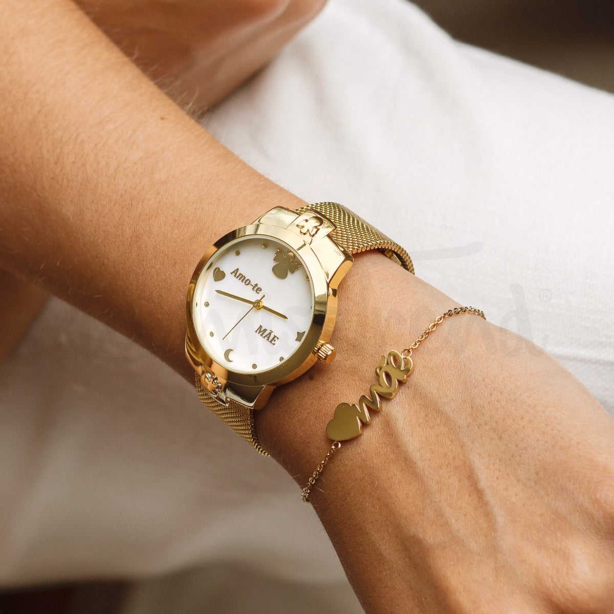 Relógio amo-te mãe angelical em aço dourado