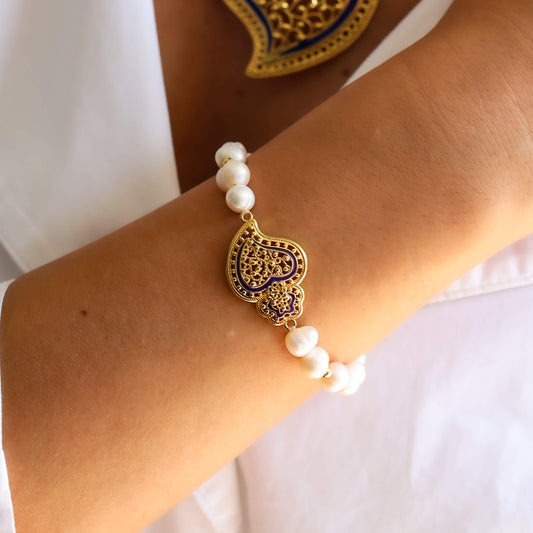 Pulseira Pérolas Coração de Viana Azul em Banho de Ouro