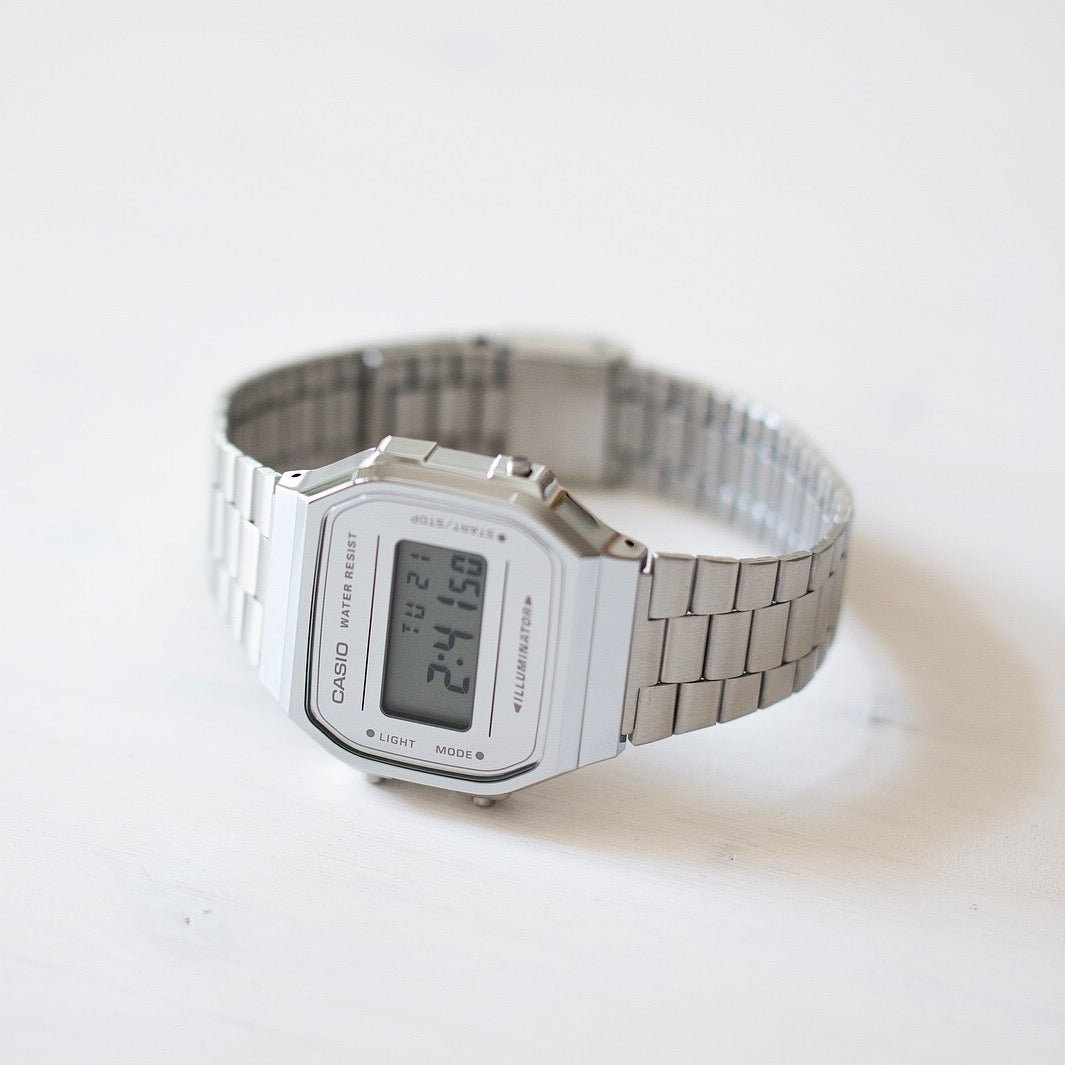 Relógio Casio Vintage Iconic A168WEM-7EF