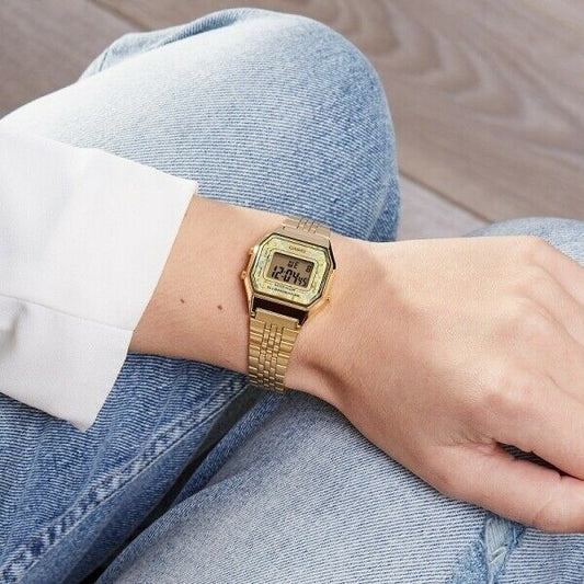 Relógio Casio Gold Flowers LA680WEGA-9CEF